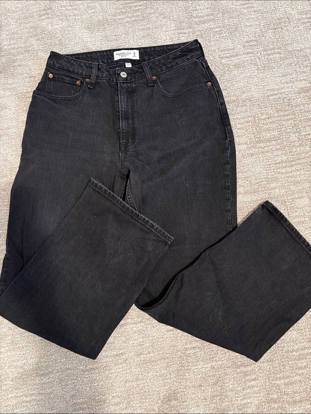 Abercrombie & Fitch High-Rise Black Women’s Jeans